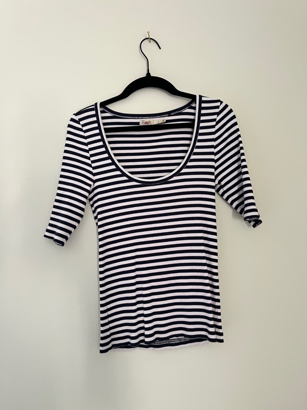 Faherty Navy & White Striped Scoop Neck Tee
